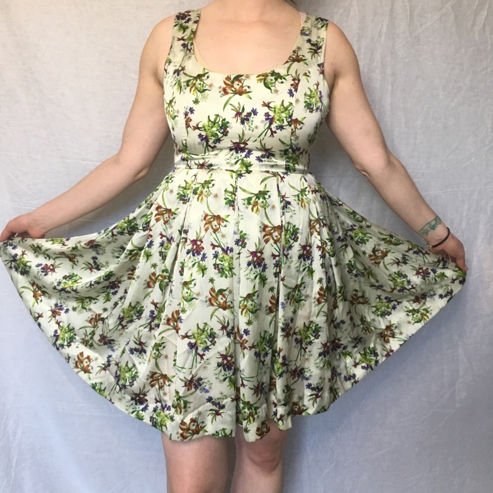 Floral patterned BB Dakota day dress